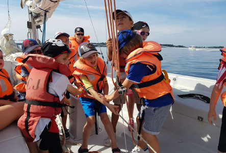 Direction l'île Sainte Marguerite en voilier collectif